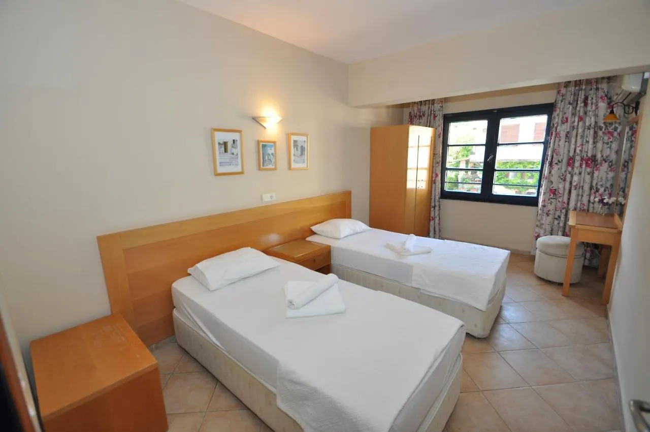 Sun Blue Apart Hotel İcmeler