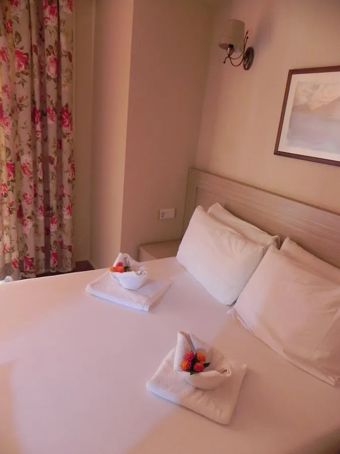 Sun Blue Apart Hotel İcmeler Ξενοδοχείο με διαμερίσματα