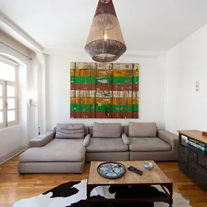 chiconomy-suites.istanbul-turkeyhotels.com/